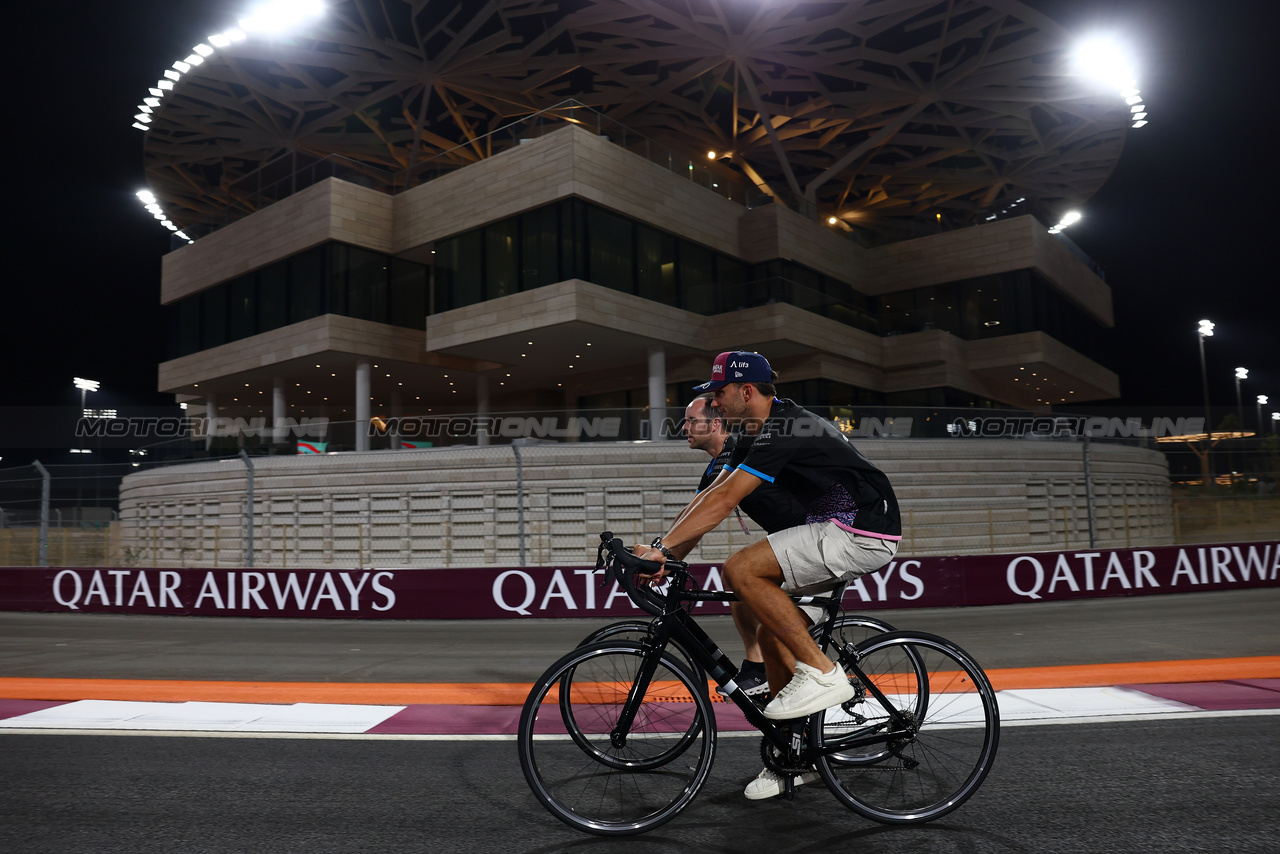 GP QATAR, Pierre Gasly (FRA) Alpine F1 Team rides the circuit with Karel Loos (BEL) Alpine F1 Team Gara Engineer.

05.10.2023. Formula 1 World Championship, Rd 18, Qatar Grand Prix, Doha, Qatar, Preparation Day.

- www.xpbimages.com, EMail: requests@xpbimages.com © Copyright: Batchelor / XPB Images