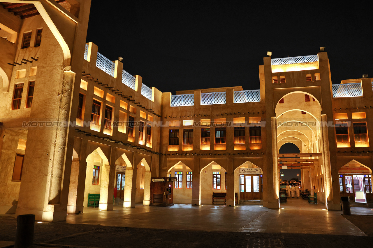 GP QATAR, Doha Atmosfera - Souq Waqif -  marketplace. 

05.10.2023. Formula 1 World Championship, Rd 18, Qatar Grand Prix, Doha, Qatar, Preparation Day.

- www.xpbimages.com, EMail: requests@xpbimages.com © Copyright: Moy / XPB Images