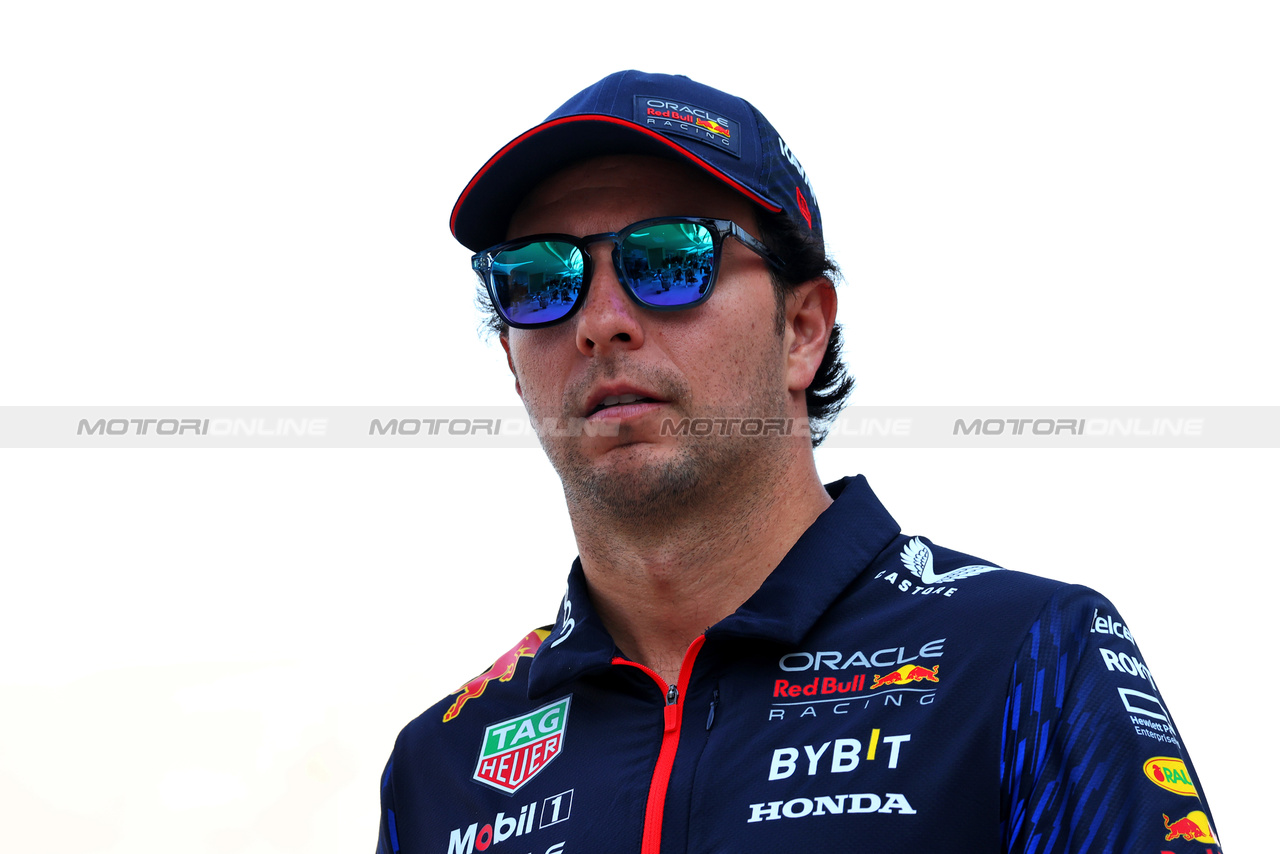 GP QATAR, Sergio Perez (MEX) Red Bull Racing.

05.10.2023. Formula 1 World Championship, Rd 18, Qatar Grand Prix, Doha, Qatar, Preparation Day.

 - www.xpbimages.com, EMail: requests@xpbimages.com © Copyright: Coates / XPB Images