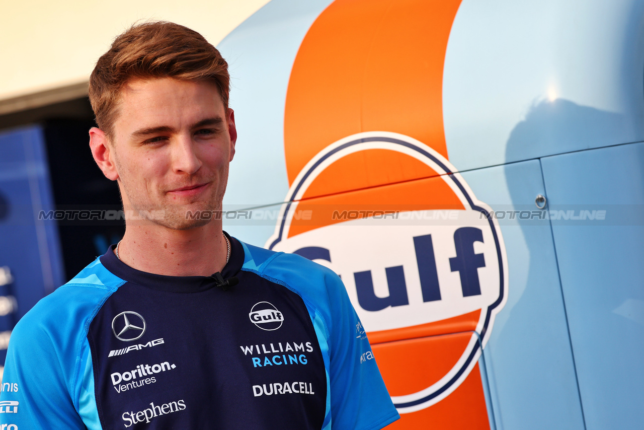 GP QATAR, Logan Sargeant (USA) Williams Racing.

05.10.2023. Formula 1 World Championship, Rd 18, Qatar Grand Prix, Doha, Qatar, Preparation Day.

- www.xpbimages.com, EMail: requests@xpbimages.com © Copyright: Batchelor / XPB Images