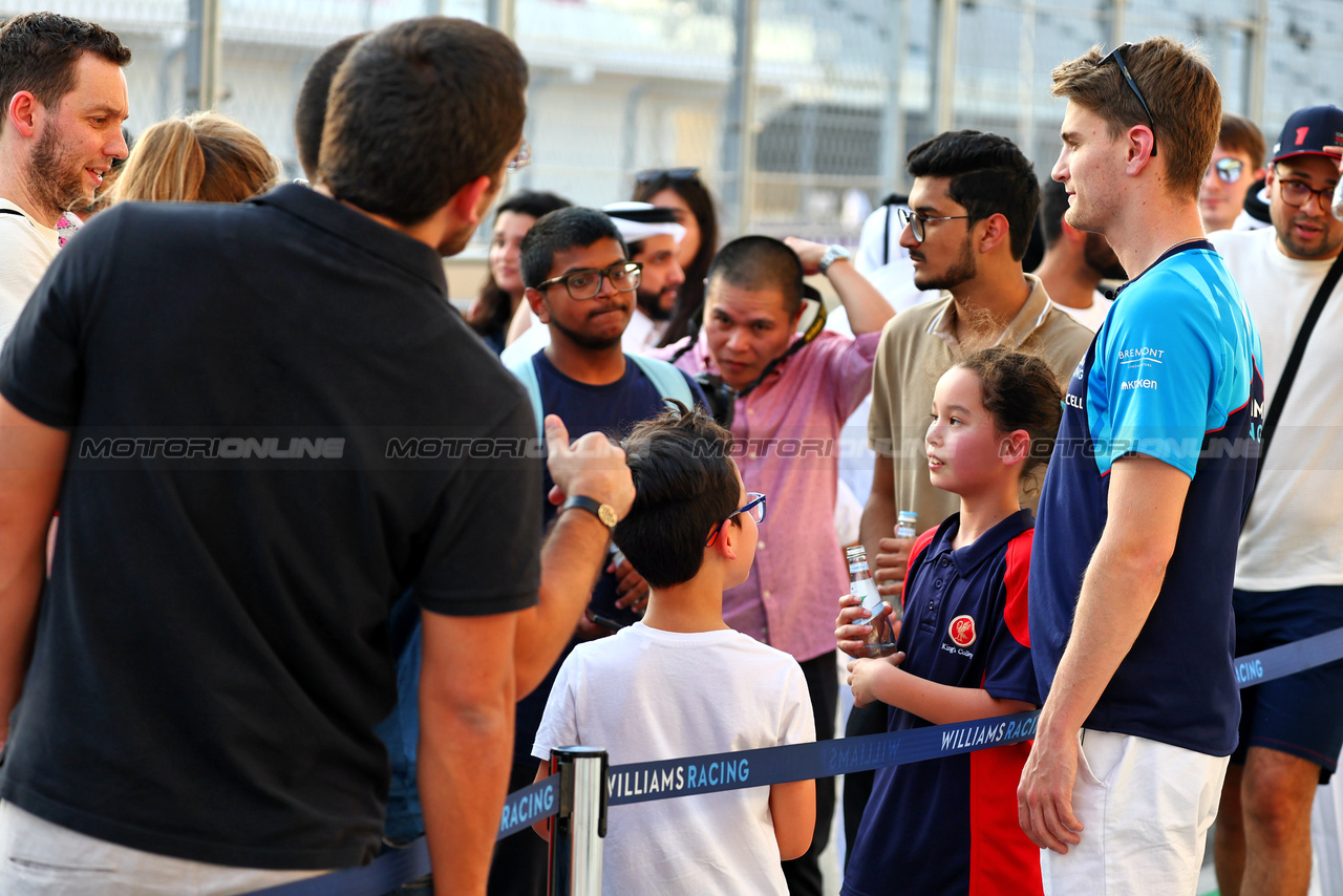 GP QATAR, Logan Sargeant (USA) Williams Racing.

05.10.2023. Formula 1 World Championship, Rd 18, Qatar Grand Prix, Doha, Qatar, Preparation Day.

- www.xpbimages.com, EMail: requests@xpbimages.com © Copyright: Batchelor / XPB Images