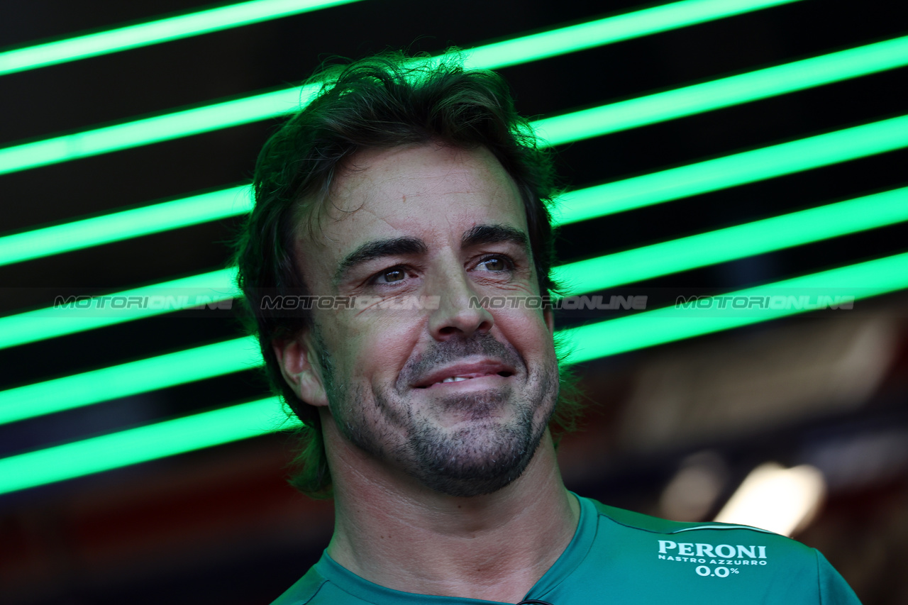 GP QATAR, Fernando Alonso (ESP) Aston Martin F1 Team.

05.10.2023. Formula 1 World Championship, Rd 18, Qatar Grand Prix, Doha, Qatar, Preparation Day.

- www.xpbimages.com, EMail: requests@xpbimages.com © Copyright: Moy / XPB Images