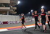 GP QATAR, Zhou Guanyu (CHN) Alfa Romeo F1 Team walks the circuit with the team.
05.10.2023. Formula 1 World Championship, Rd 18, Qatar Grand Prix, Doha, Qatar, Preparation Day.
- www.xpbimages.com, EMail: requests@xpbimages.com © Copyright: Batchelor / XPB Images