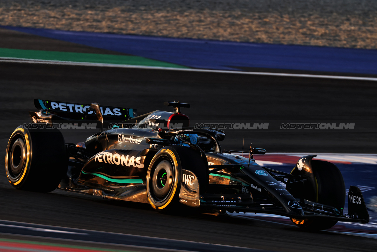 GP QATAR, George Russell (GBR) Mercedes AMG F1 W14.

07.10.2023. Formula 1 World Championship, Rd 18, Qatar Grand Prix, Doha, Qatar, Sprint Day.

 - www.xpbimages.com, EMail: requests@xpbimages.com © Copyright: Coates / XPB Images