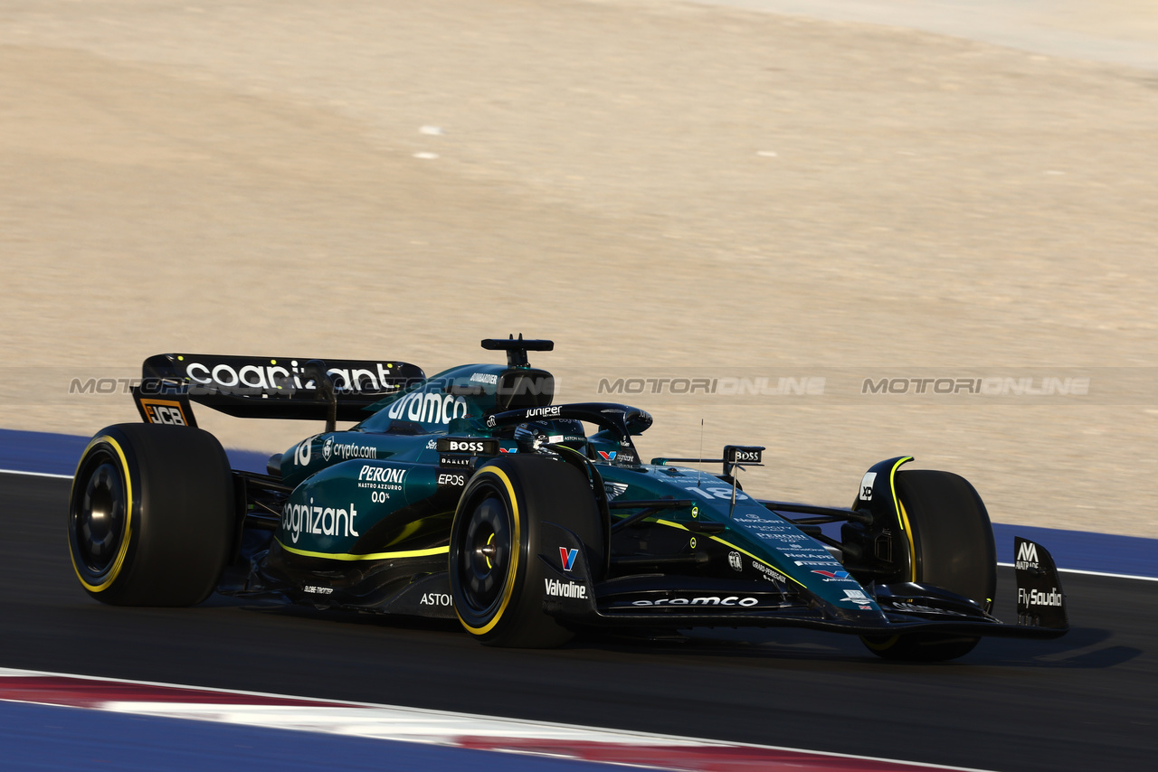 GP QATAR, Lance Stroll (CDN) Aston Martin F1 Team AMR23.

07.10.2023. Formula 1 World Championship, Rd 18, Qatar Grand Prix, Doha, Qatar, Sprint Day.

 - www.xpbimages.com, EMail: requests@xpbimages.com © Copyright: Coates / XPB Images