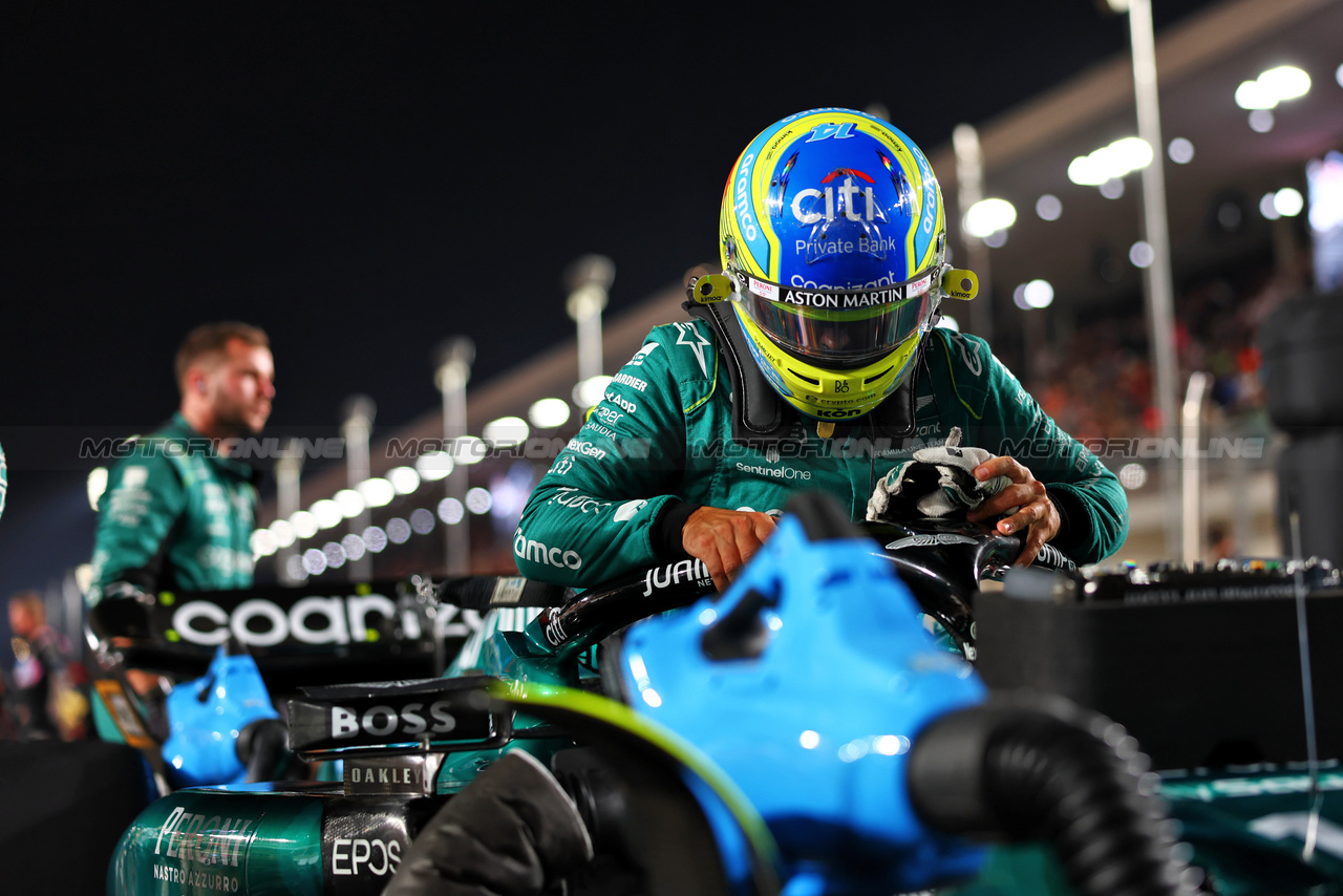 GP QATAR, Fernando Alonso (ESP) Aston Martin F1 Team AMR23 on the grid.

07.10.2023. Formula 1 World Championship, Rd 18, Qatar Grand Prix, Doha, Qatar, Sprint Day.

- www.xpbimages.com, EMail: requests@xpbimages.com © Copyright: Charniaux / XPB Images