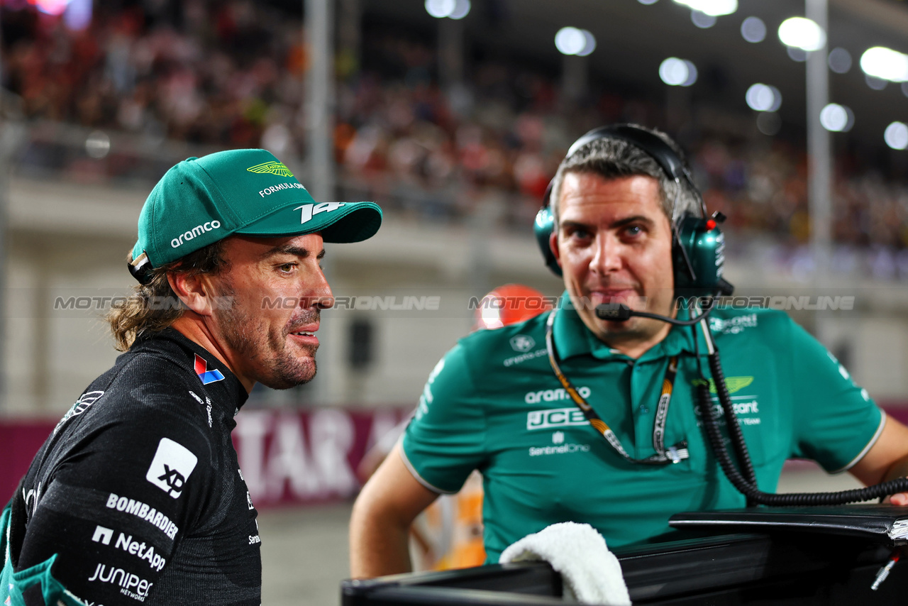 GP QATAR, Fernando Alonso (ESP) Aston Martin F1 Team on the grid.

07.10.2023. Formula 1 World Championship, Rd 18, Qatar Grand Prix, Doha, Qatar, Sprint Day.

- www.xpbimages.com, EMail: requests@xpbimages.com © Copyright: Charniaux / XPB Images