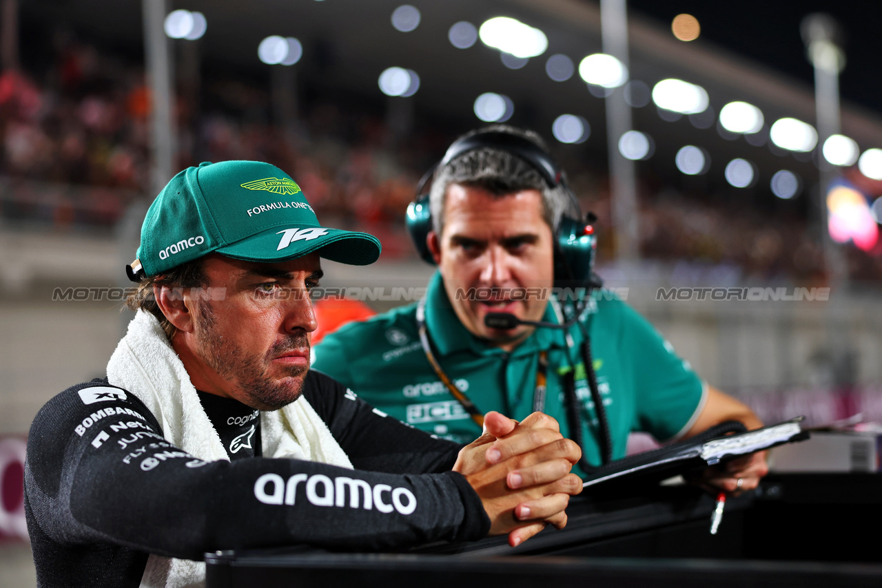GP QATAR, Fernando Alonso (ESP) Aston Martin F1 Team on the grid.

07.10.2023. Formula 1 World Championship, Rd 18, Qatar Grand Prix, Doha, Qatar, Sprint Day.

- www.xpbimages.com, EMail: requests@xpbimages.com © Copyright: Charniaux / XPB Images