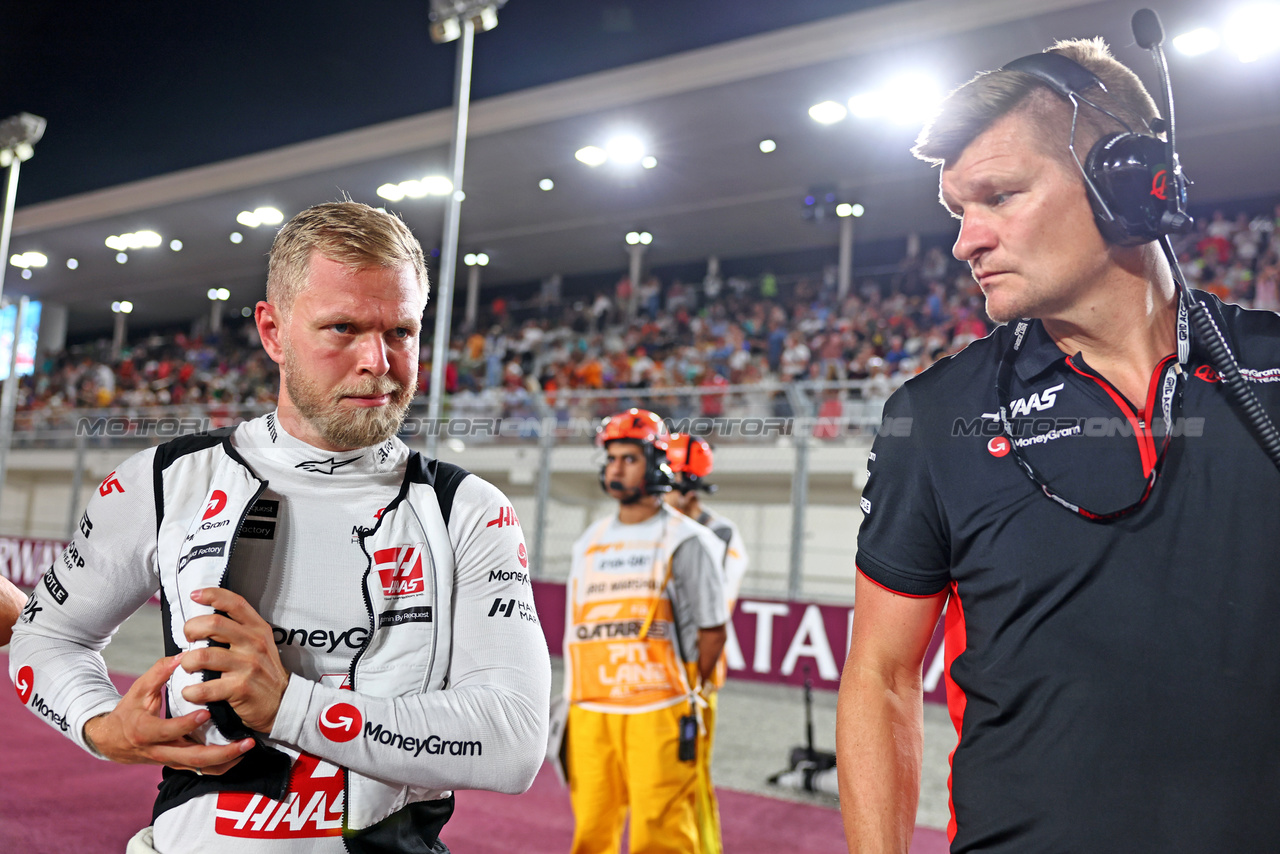 GP QATAR, Kevin Magnussen (DEN) Haas F1 Team on the grid.

07.10.2023. Formula 1 World Championship, Rd 18, Qatar Grand Prix, Doha, Qatar, Sprint Day.

- www.xpbimages.com, EMail: requests@xpbimages.com © Copyright: Batchelor / XPB Images
