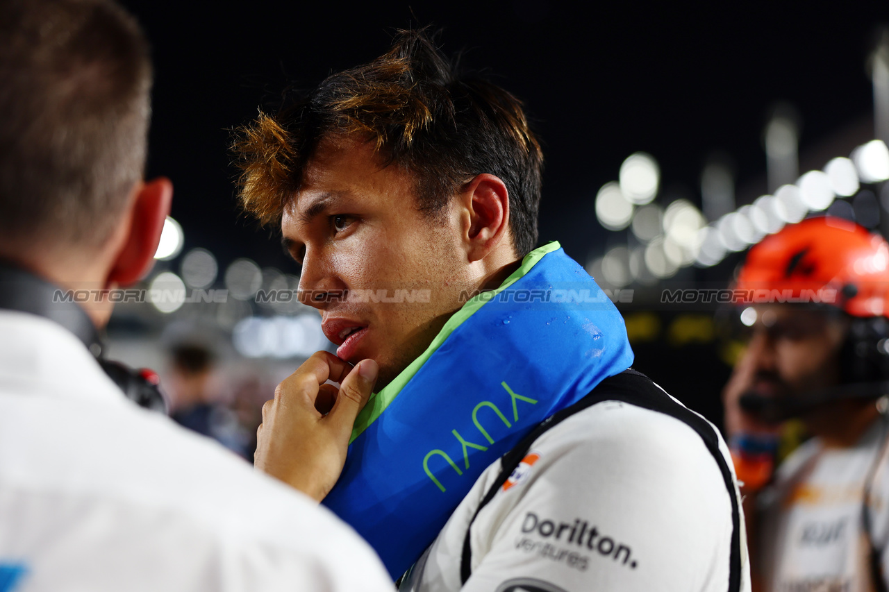 GP QATAR, Alexander Albon (THA) Williams Racing on the grid.

07.10.2023. Formula 1 World Championship, Rd 18, Qatar Grand Prix, Doha, Qatar, Sprint Day.

- www.xpbimages.com, EMail: requests@xpbimages.com © Copyright: Charniaux / XPB Images