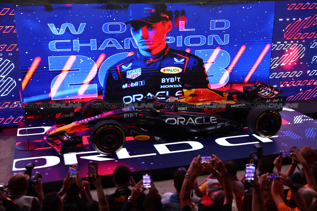 GP QATAR, Max Verstappen (NLD) Red Bull Racing celebrates winning his third World Championship in Sprint parc ferme.
07.10.2023. Formula 1 World Championship, Rd 18, Qatar Grand Prix, Doha, Qatar, Sprint Day.
- www.xpbimages.com, EMail: requests@xpbimages.com © Copyright: Batchelor / XPB Images