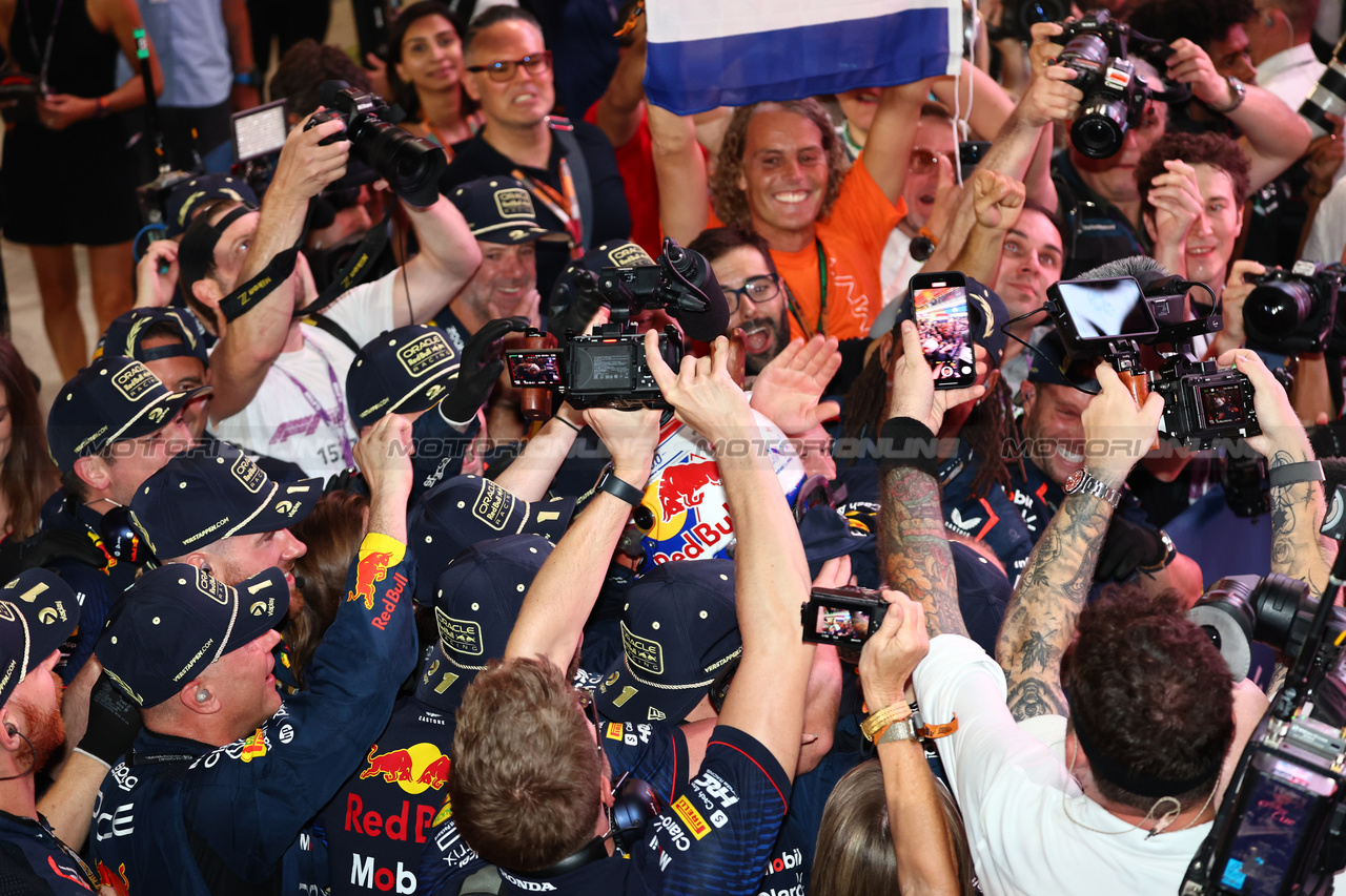 GP QATAR, Max Verstappen (NLD) Red Bull Racing celebrates winning his third World Championship in Sprint parc ferme.
07.10.2023. Formula 1 World Championship, Rd 18, Qatar Grand Prix, Doha, Qatar, Sprint Day.
- www.xpbimages.com, EMail: requests@xpbimages.com © Copyright: Batchelor / XPB Images