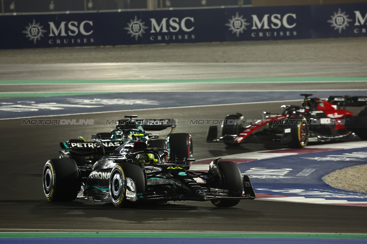 GP QATAR, Lewis Hamilton (GBR) Mercedes AMG F1 W14.

07.10.2023. Formula 1 World Championship, Rd 18, Qatar Grand Prix, Doha, Qatar, Sprint Day.

- www.xpbimages.com, EMail: requests@xpbimages.com © Copyright: Batchelor / XPB Images