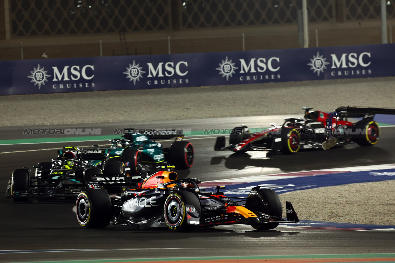 GP QATAR, Sergio Perez (MEX) Red Bull Racing RB19.

07.10.2023. Formula 1 World Championship, Rd 18, Qatar Grand Prix, Doha, Qatar, Sprint Day.

- www.xpbimages.com, EMail: requests@xpbimages.com © Copyright: Batchelor / XPB Images