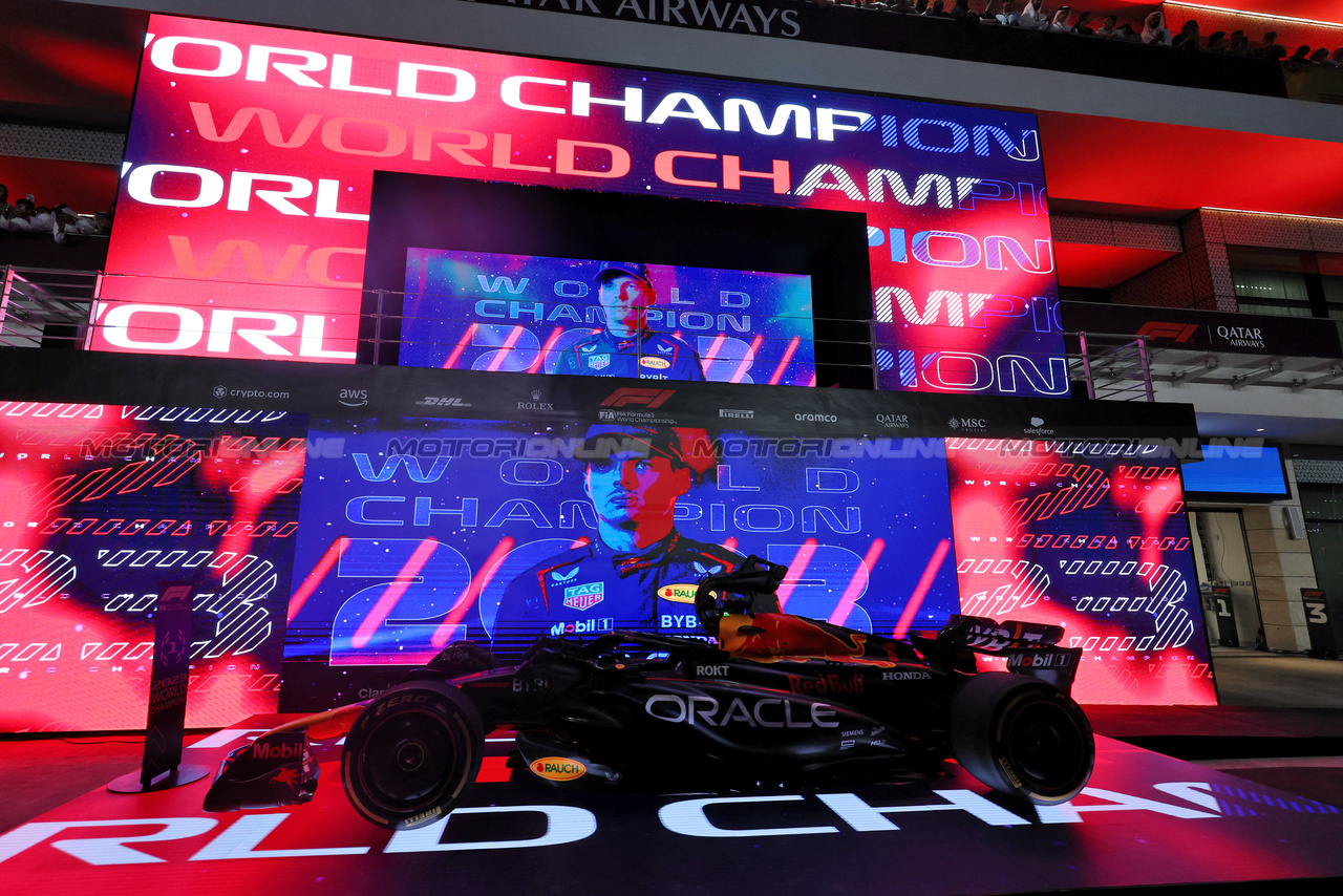 GP QATAR, Max Verstappen (NLD) Red Bull Racing RB19 celebrates winning his third World Championship in Sprint parc ferme.

07.10.2023. Formula 1 World Championship, Rd 18, Qatar Grand Prix, Doha, Qatar, Sprint Day.

- www.xpbimages.com, EMail: requests@xpbimages.com © Copyright: Moy / XPB Images