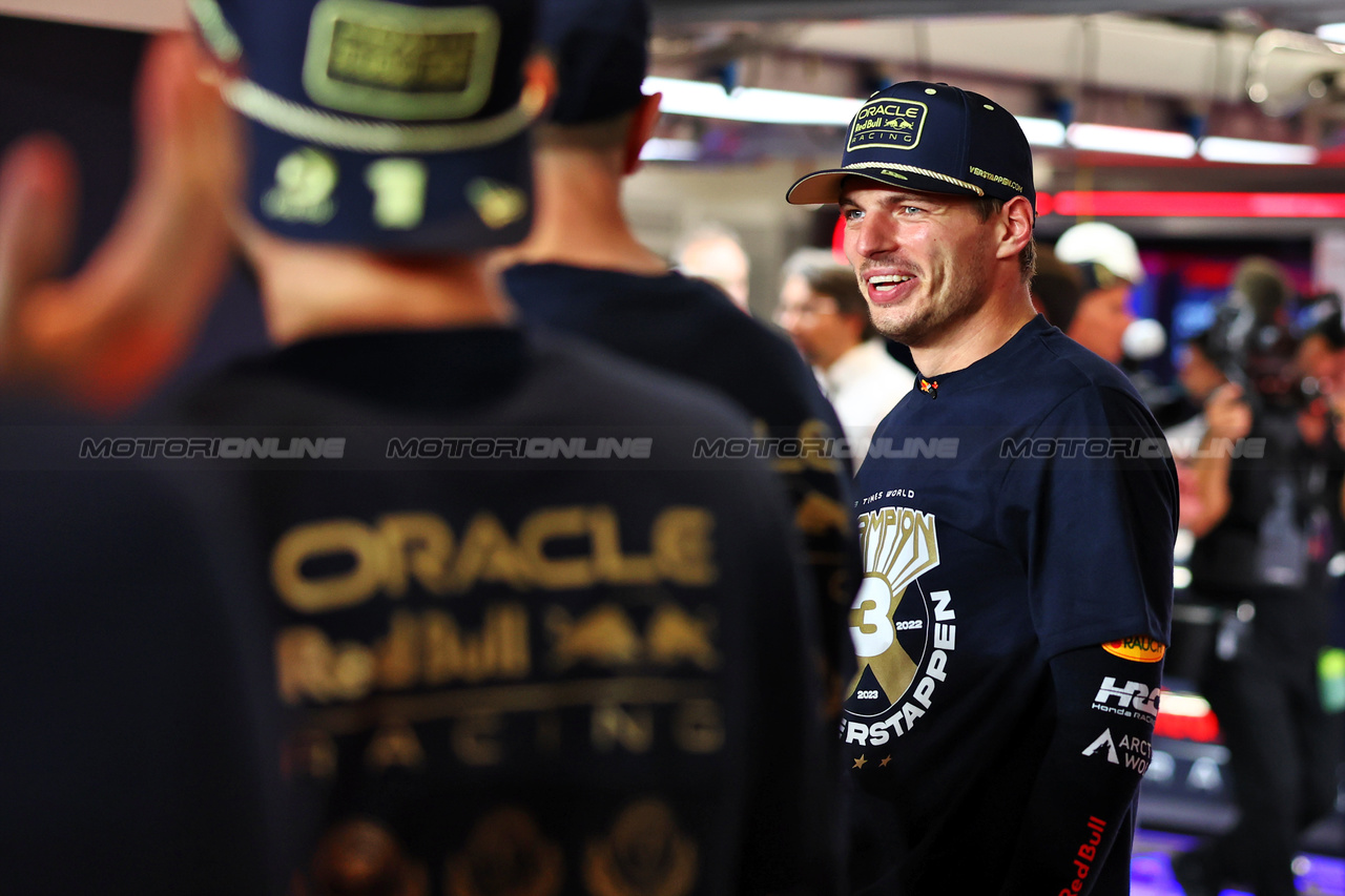 GP QATAR, Max Verstappen (NLD) Red Bull Racing celebrates winning his third World Championship with the team.

07.10.2023. Formula 1 World Championship, Rd 18, Qatar Grand Prix, Doha, Qatar, Sprint Day.

- www.xpbimages.com, EMail: requests@xpbimages.com © Copyright: Charniaux / XPB Images
