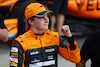 GP QATAR, Oscar Piastri (AUS) McLaren MCL60 celebrates being fastest in Sprint Shootout.
07.10.2023. Formula 1 World Championship, Rd 18, Qatar Grand Prix, Doha, Qatar, Sprint Day.
 - www.xpbimages.com, EMail: requests@xpbimages.com © Copyright: Coates / XPB Images
