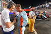 GP QATAR, Logan Sargeant (USA) Williams Racing with Gaetan Jego, Williams Racing Gara Engineer on the grid.
07.10.2023. Formula 1 World Championship, Rd 18, Qatar Grand Prix, Doha, Qatar, Sprint Day.
- www.xpbimages.com, EMail: requests@xpbimages.com © Copyright: Batchelor / XPB Images