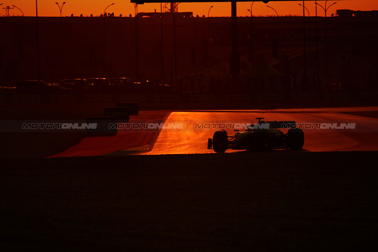 GP QATAR, Valtteri Bottas (FIN) Alfa Romeo F1 Team C43.

06.10.2023 Formula 1 World Championship, Rd 18, Qatar Grand Prix, Doha, Qatar, Qualifiche Day.

- www.xpbimages.com, EMail: requests@xpbimages.com © Copyright: Charniaux / XPB Images
