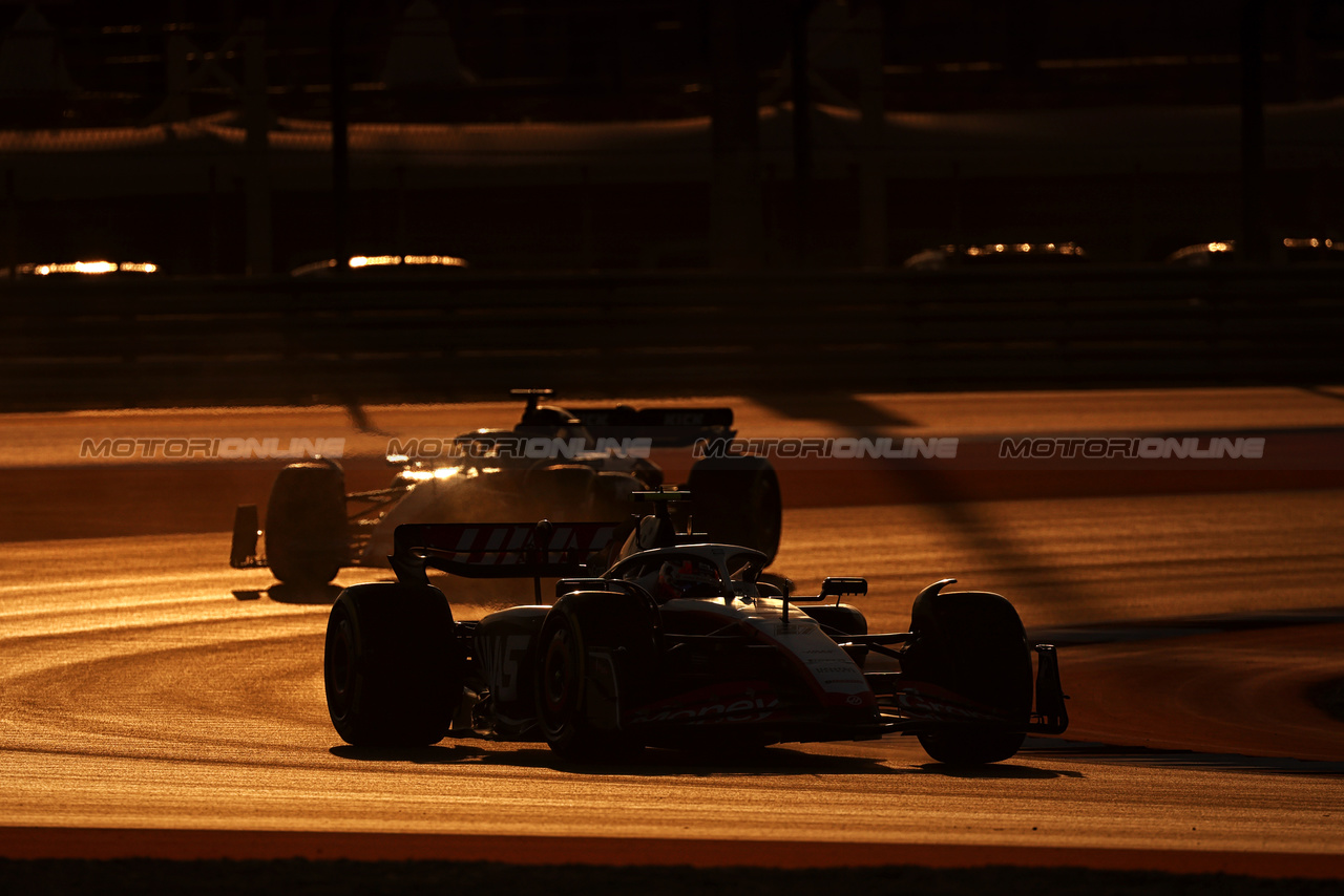 GP QATAR, Nico Hulkenberg (GER) Haas VF-23.

06.10.2023 Formula 1 World Championship, Rd 18, Qatar Grand Prix, Doha, Qatar, Qualifiche Day.

- www.xpbimages.com, EMail: requests@xpbimages.com © Copyright: Moy / XPB Images