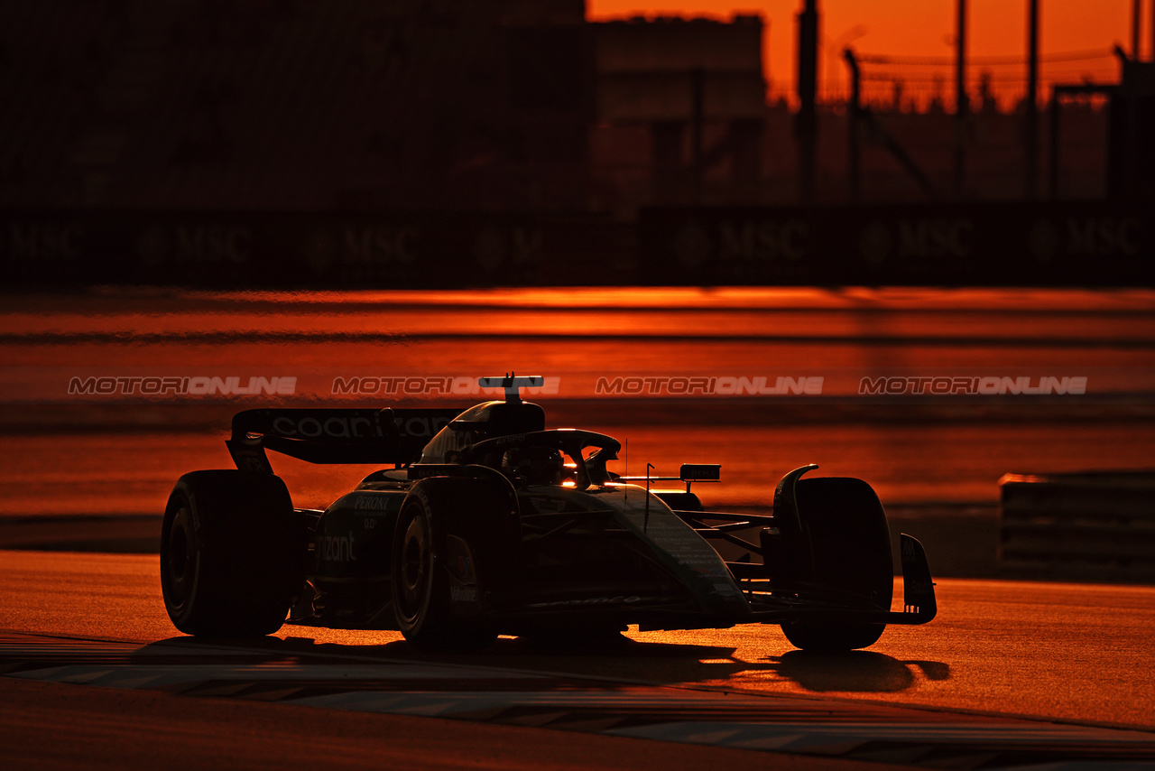 GP QATAR, Lance Stroll (CDN) Aston Martin F1 Team AMR23.

06.10.2023 Formula 1 World Championship, Rd 18, Qatar Grand Prix, Doha, Qatar, Qualifiche Day.

- www.xpbimages.com, EMail: requests@xpbimages.com © Copyright: Moy / XPB Images