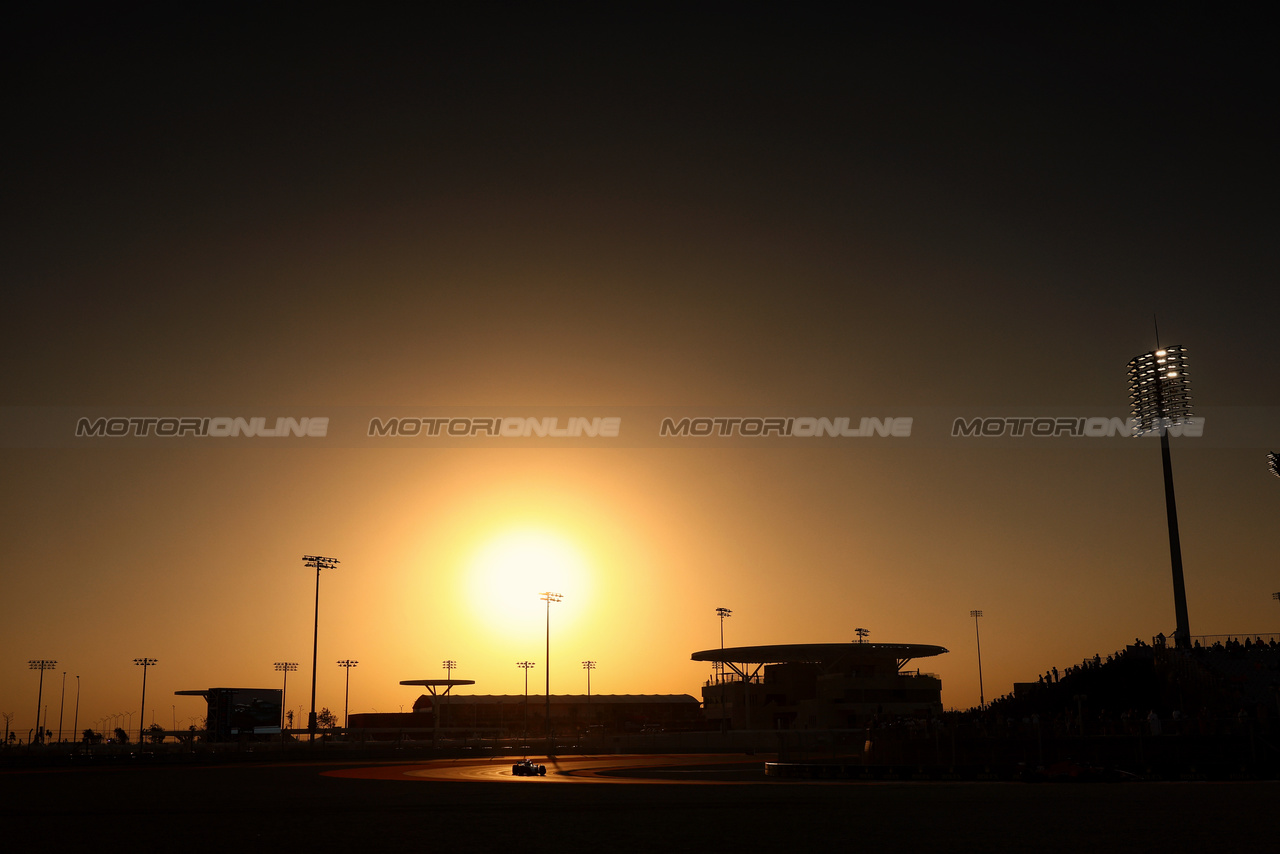 GP QATAR, Alexander Albon (THA) Williams Racing FW45.

06.10.2023 Formula 1 World Championship, Rd 18, Qatar Grand Prix, Doha, Qatar, Qualifiche Day.

- www.xpbimages.com, EMail: requests@xpbimages.com © Copyright: Moy / XPB Images