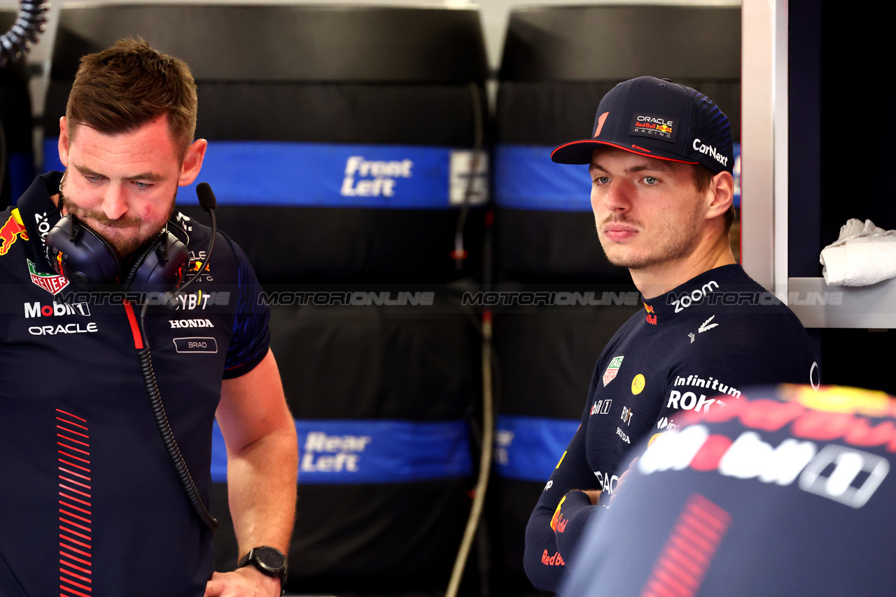 GP QATAR, Max Verstappen (NLD) Red Bull Racing.

06.10.2023 Formula 1 World Championship, Rd 18, Qatar Grand Prix, Doha, Qatar, Qualifiche Day.

- www.xpbimages.com, EMail: requests@xpbimages.com © Copyright: Batchelor / XPB Images