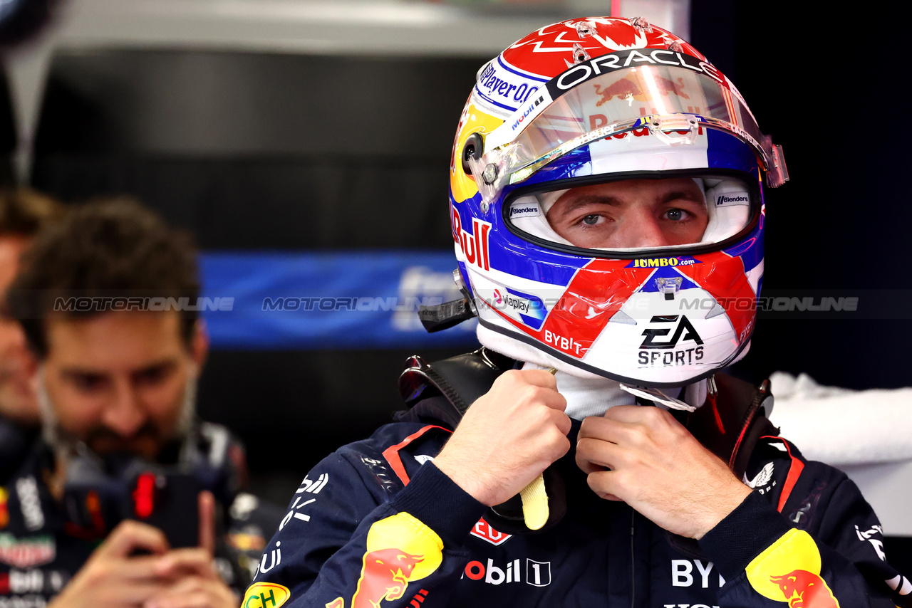 GP QATAR, Max Verstappen (NLD) Red Bull Racing.

06.10.2023 Formula 1 World Championship, Rd 18, Qatar Grand Prix, Doha, Qatar, Qualifiche Day.

- www.xpbimages.com, EMail: requests@xpbimages.com © Copyright: Batchelor / XPB Images