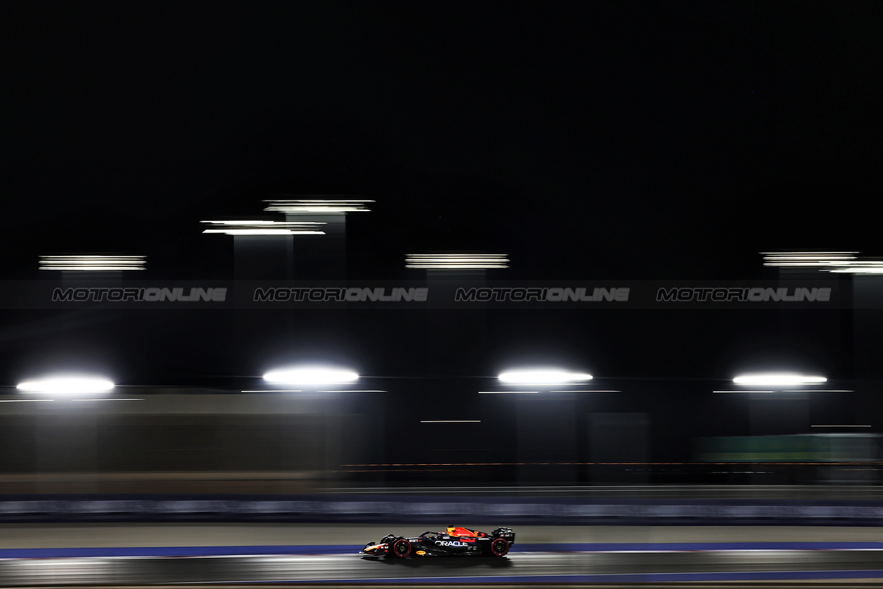 GP QATAR, Max Verstappen (NLD) Red Bull Racing RB19.

06.10.2023 Formula 1 World Championship, Rd 18, Qatar Grand Prix, Doha, Qatar, Qualifiche Day.

 - www.xpbimages.com, EMail: requests@xpbimages.com © Copyright: Coates / XPB Images