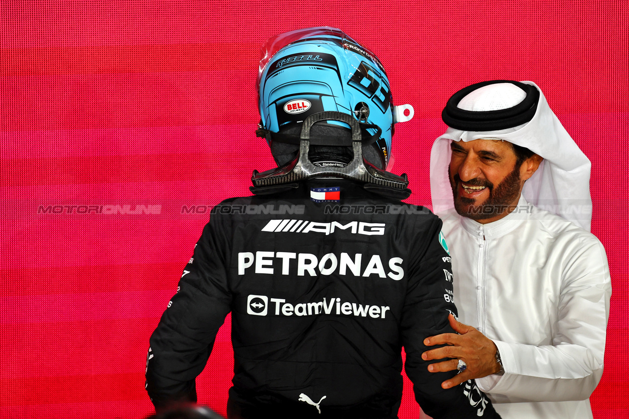 GP QATAR, (L to R): Second placed George Russell (GBR) Mercedes AMG F1 with Mohammed Bin Sulayem (UAE) FIA President in qualifying parc ferme.

06.10.2023 Formula 1 World Championship, Rd 18, Qatar Grand Prix, Doha, Qatar, Qualifiche Day.

- www.xpbimages.com, EMail: requests@xpbimages.com © Copyright: Batchelor / XPB Images