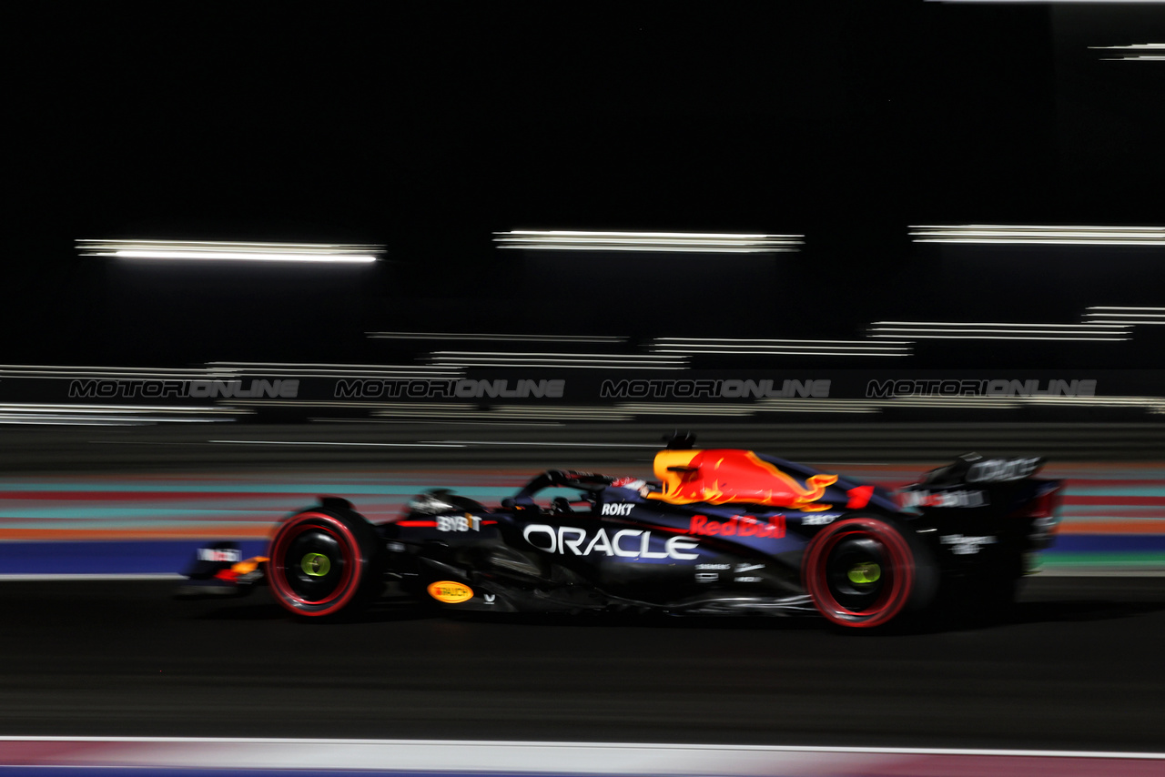 GP QATAR, Max Verstappen (NLD) Red Bull Racing RB19.

06.10.2023 Formula 1 World Championship, Rd 18, Qatar Grand Prix, Doha, Qatar, Qualifiche Day.

- www.xpbimages.com, EMail: requests@xpbimages.com © Copyright: Moy / XPB Images