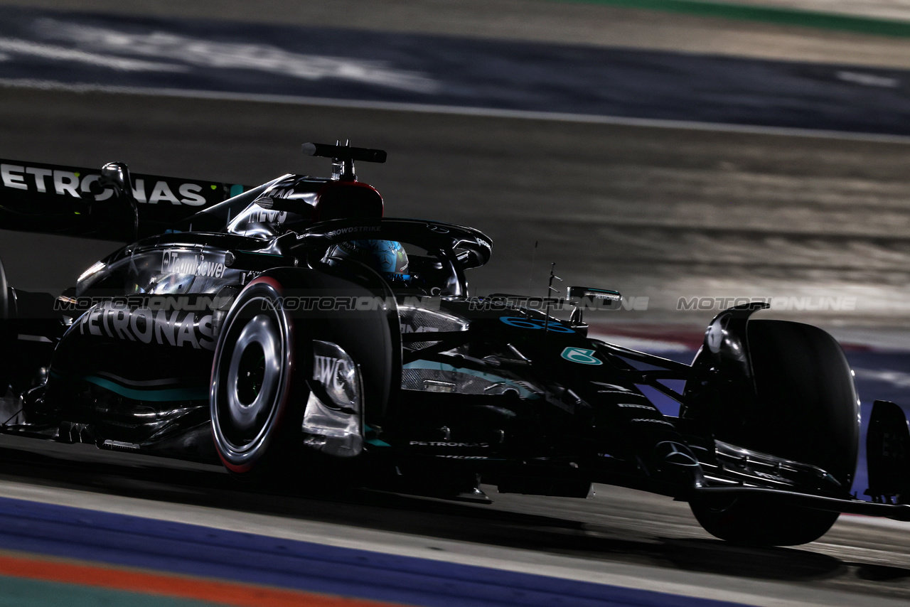 GP QATAR, George Russell (GBR) Mercedes AMG F1 W14.

06.10.2023 Formula 1 World Championship, Rd 18, Qatar Grand Prix, Doha, Qatar, Qualifiche Day.

 - www.xpbimages.com, EMail: requests@xpbimages.com © Copyright: Coates / XPB Images