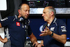 GP QATAR, (L to R): Peter Bayer, AlphaTauri Chief Executive Officer with Franz Tost (AUT) AlphaTauri Team Principal.
06.10.2023 Formula 1 World Championship, Rd 18, Qatar Grand Prix, Doha, Qatar, Qualifiche Day.
 - www.xpbimages.com, EMail: requests@xpbimages.com © Copyright: Coates / XPB Images