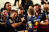 GP QATAR, Max Verstappen (NLD) Red Bull Racing celebrates his pole position with the team in qualifying parc ferme.
06.10.2023 Formula 1 World Championship, Rd 18, Qatar Grand Prix, Doha, Qatar, Qualifiche Day.
- www.xpbimages.com, EMail: requests@xpbimages.com © Copyright: Batchelor / XPB Images