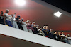 GP QATAR, Circuit Atmosfera - fans above the pits.
06.10.2023 Formula 1 World Championship, Rd 18, Qatar Grand Prix, Doha, Qatar, Qualifiche Day.
 - www.xpbimages.com, EMail: requests@xpbimages.com © Copyright: Coates / XPB Images