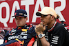 GP QATAR, (L to R): Max Verstappen (NLD) Red Bull Racing e Lewis Hamilton (GBR) Mercedes AMG F1 in the post qualifying FIA Press Conference.
06.10.2023 Formula 1 World Championship, Rd 18, Qatar Grand Prix, Doha, Qatar, Qualifiche Day.
- www.xpbimages.com, EMail: requests@xpbimages.com © Copyright: XPB Images