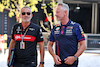 GP QATAR, (L to R): Beat Zehnder (SUI) Alfa Romeo F1 Sporting Director with Jonathan Wheatley (GBR) Red Bull Racing Team Manager.
06.10.2023 Formula 1 World Championship, Rd 18, Qatar Grand Prix, Doha, Qatar, Qualifiche Day.
- www.xpbimages.com, EMail: requests@xpbimages.com © Copyright: Moy / XPB Images