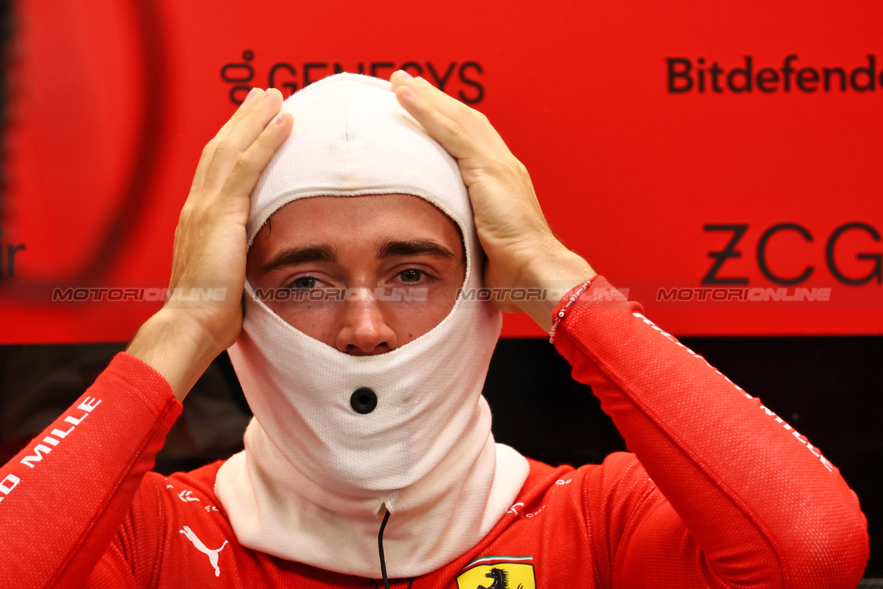 GP SINGAPORE, Charles Leclerc (MON) Ferrari.

17.09.2023. Formula 1 World Championship, Rd 16, Singapore Grand Prix, Marina Bay Street Circuit, Singapore, Gara Day.

 - www.xpbimages.com, EMail: requests@xpbimages.com © Copyright: Coates / XPB Images