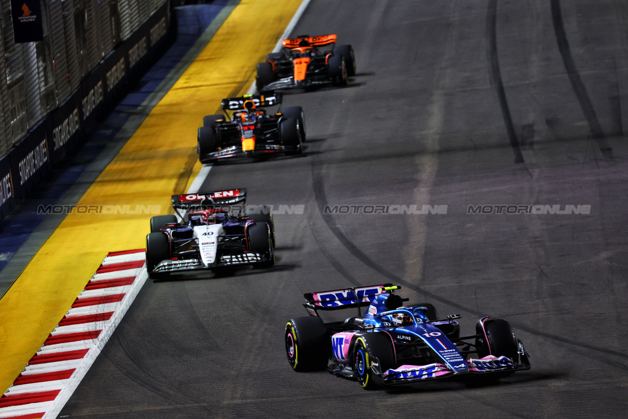 GP SINGAPORE, Pierre Gasly (FRA) Alpine F1 Team A523.

17.09.2023. Formula 1 World Championship, Rd 16, Singapore Grand Prix, Marina Bay Street Circuit, Singapore, Gara Day.

- www.xpbimages.com, EMail: requests@xpbimages.com © Copyright: Batchelor / XPB Images