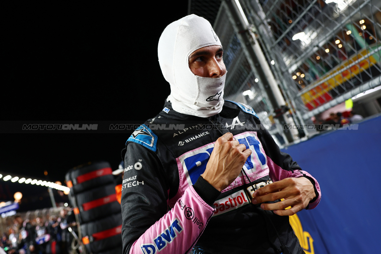 GP SINGAPORE, Esteban Ocon (FRA) Alpine F1 Team on the grid.

17.09.2023. Formula 1 World Championship, Rd 16, Singapore Grand Prix, Marina Bay Street Circuit, Singapore, Gara Day.

- www.xpbimages.com, EMail: requests@xpbimages.com © Copyright: Batchelor / XPB Images