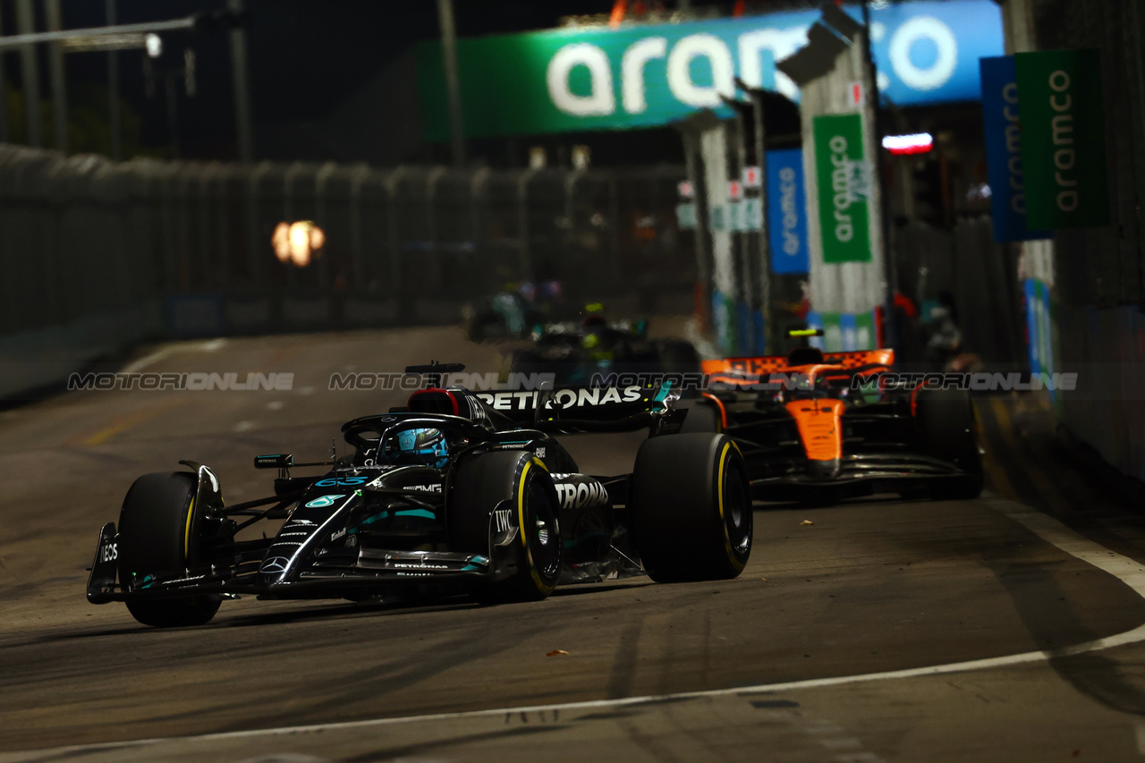 GP SINGAPORE, George Russell (GBR) Mercedes AMG F1 W14.

17.09.2023. Formula 1 World Championship, Rd 16, Singapore Grand Prix, Marina Bay Street Circuit, Singapore, Gara Day.

 - www.xpbimages.com, EMail: requests@xpbimages.com © Copyright: Coates / XPB Images