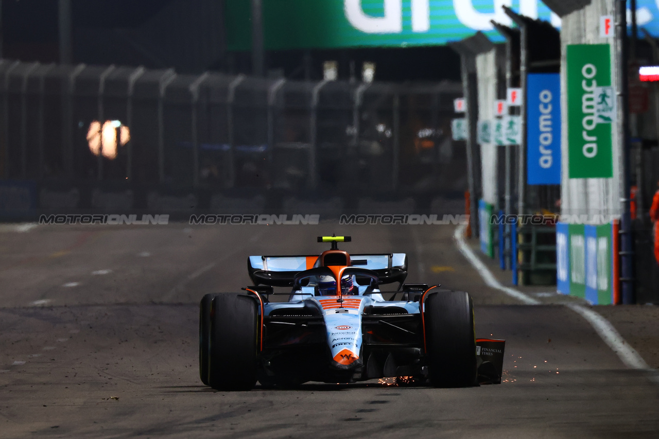 GP SINGAPORE, Logan Sargeant (USA) Williams Racing FW45 with a broken front wing.

17.09.2023. Formula 1 World Championship, Rd 16, Singapore Grand Prix, Marina Bay Street Circuit, Singapore, Gara Day.

 - www.xpbimages.com, EMail: requests@xpbimages.com © Copyright: Coates / XPB Images