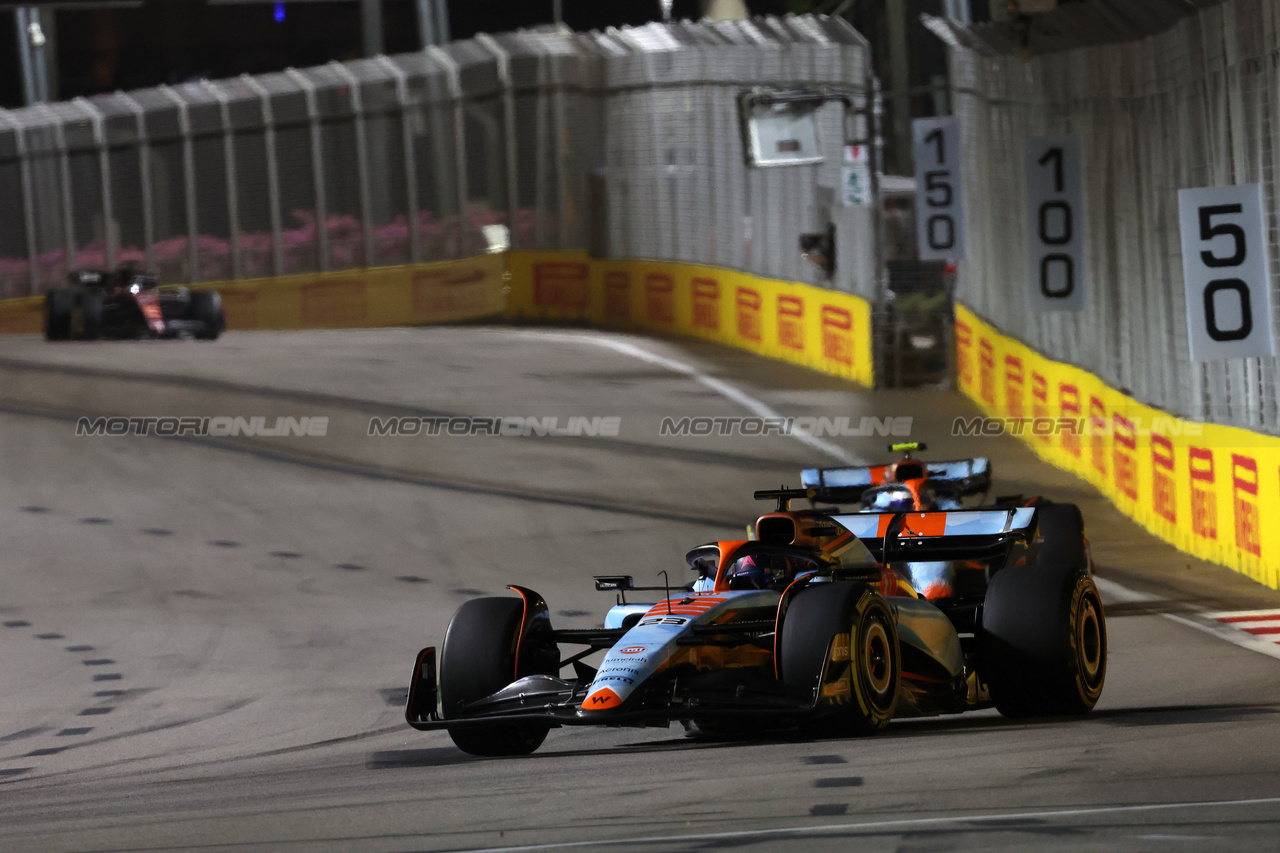 GP SINGAPORE, Alexander Albon (THA) Williams Racing FW45.

17.09.2023. Formula 1 World Championship, Rd 16, Singapore Grand Prix, Marina Bay Street Circuit, Singapore, Gara Day.

- www.xpbimages.com, EMail: requests@xpbimages.com © Copyright: Bearne / XPB Images