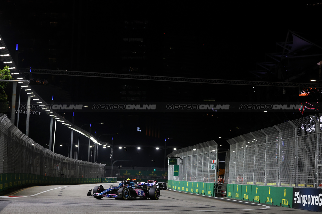 GP SINGAPORE, Pierre Gasly (FRA) Alpine F1 Team A523.

17.09.2023. Formula 1 World Championship, Rd 16, Singapore Grand Prix, Marina Bay Street Circuit, Singapore, Gara Day.

- www.xpbimages.com, EMail: requests@xpbimages.com © Copyright: Bearne / XPB Images