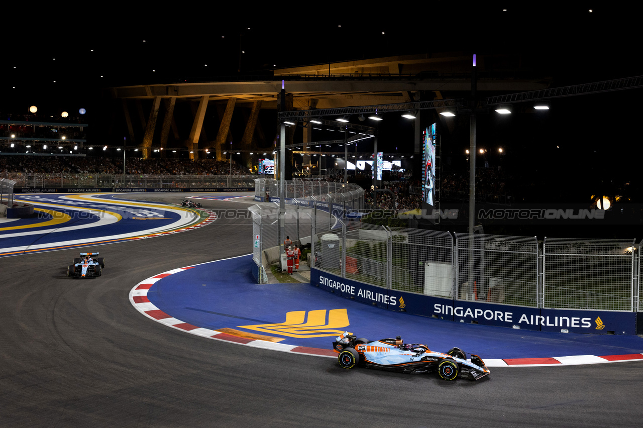 GP SINGAPORE, Alex Albon (THA), Williams F1 Team 
17.09.2023. Formula 1 World Championship, Rd 16, Singapore Grand Prix, Marina Bay Street Circuit, Singapore, Gara Day.
- www.xpbimages.com, EMail: requests@xpbimages.com © Copyright: Charniaux / XPB Images