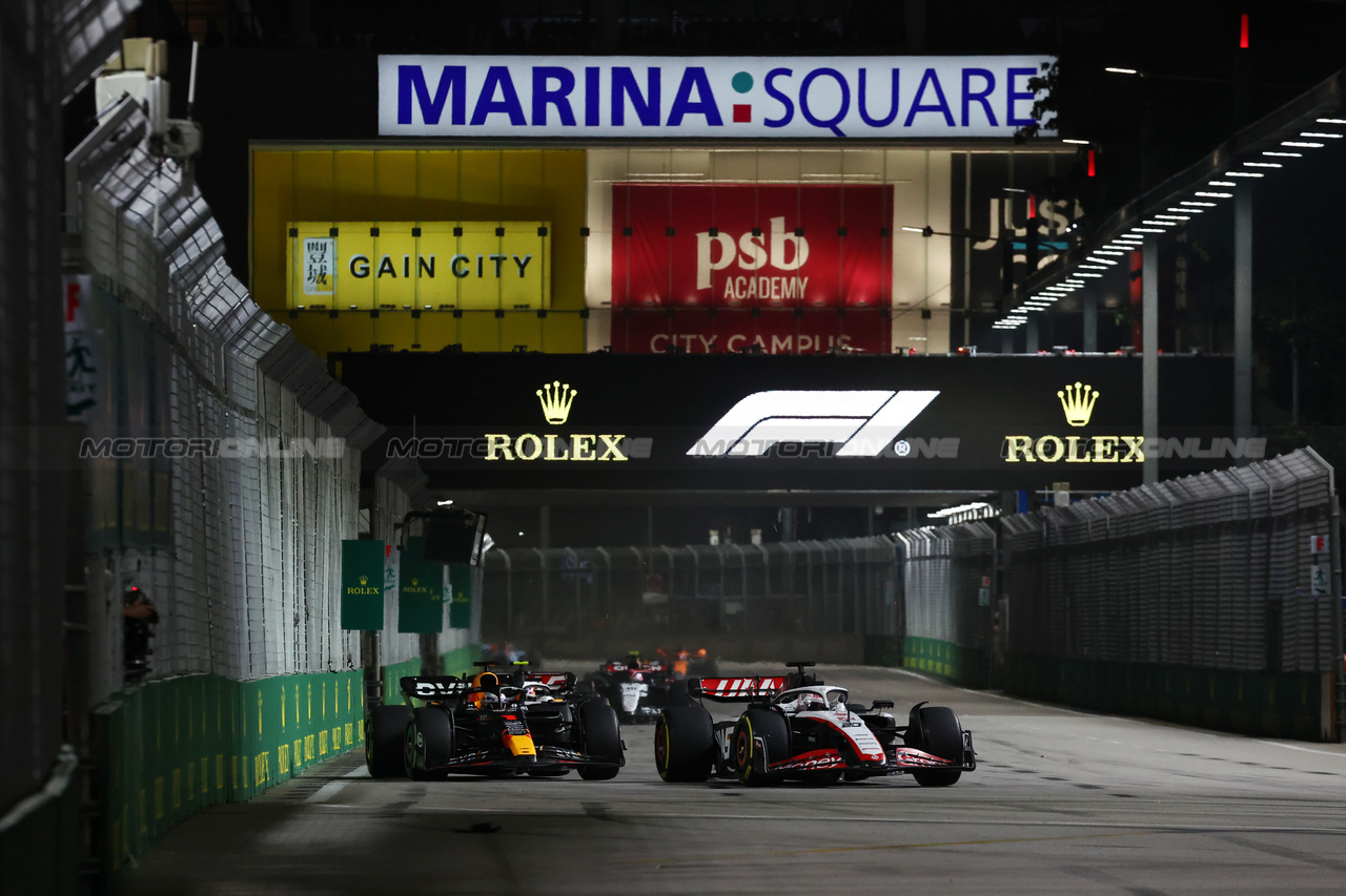 GP SINGAPORE, Kevin Magnussen (DEN) Haas VF-23.

17.09.2023. Formula 1 World Championship, Rd 16, Singapore Grand Prix, Marina Bay Street Circuit, Singapore, Gara Day.

- www.xpbimages.com, EMail: requests@xpbimages.com © Copyright: Moy / XPB Images