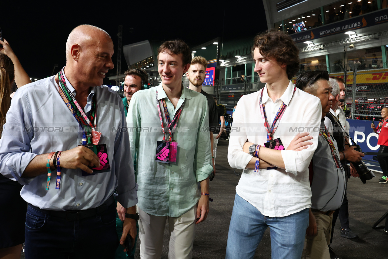 GP SINGAPORE, griglia guests.

17.09.2023. Formula 1 World Championship, Rd 16, Singapore Grand Prix, Marina Bay Street Circuit, Singapore, Gara Day.

- www.xpbimages.com, EMail: requests@xpbimages.com © Copyright: Moy / XPB Images