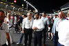 GP SINGAPORE, (L to R): Stefano Domenicali (ITA) Formula One President e CEO with Mohammed Bin Sulayem (UAE) FIA President on the grid.
17.09.2023. Formula 1 World Championship, Rd 16, Singapore Grand Prix, Marina Bay Street Circuit, Singapore, Gara Day.
 - www.xpbimages.com, EMail: requests@xpbimages.com © Copyright: Coates / XPB Images