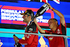 GP SINGAPORE, Gara winner Carlos Sainz Jr (ESP) Ferrari celebrates on the podium with Frederic Vasseur (FRA) Ferrari Team Principal.
17.09.2023. Formula 1 World Championship, Rd 16, Singapore Grand Prix, Marina Bay Street Circuit, Singapore, Gara Day.
- www.xpbimages.com, EMail: requests@xpbimages.com © Copyright: Moy / XPB Images