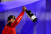 GP SINGAPORE, Gara winner Carlos Sainz Jr (ESP) Ferrari celebrates on the podium.
17.09.2023. Formula 1 World Championship, Rd 16, Singapore Grand Prix, Marina Bay Street Circuit, Singapore, Gara Day.
- www.xpbimages.com, EMail: requests@xpbimages.com © Copyright: Moy / XPB Images